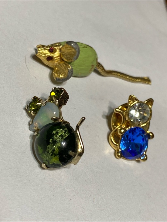 Ballou Regd Jewelry - 3 small pins Gold tone mice & Ballou Regd  cat pin